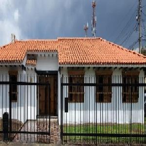 Niza Colonial
