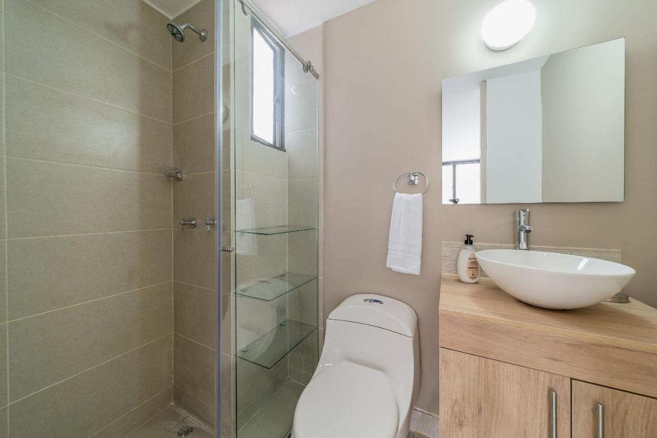 Apartamento Espacioso 2br En Quinta Camacho Con Parking