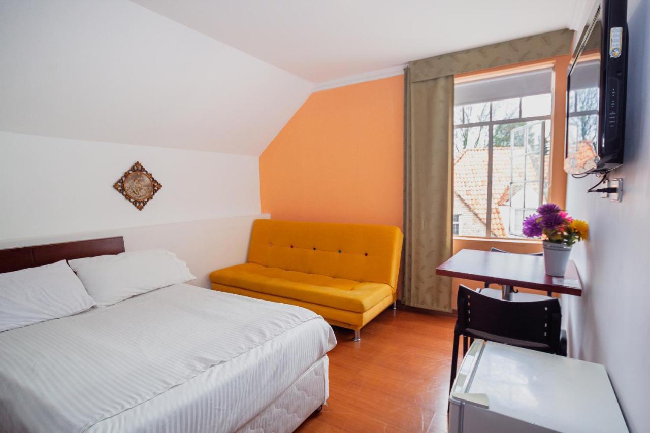Apartamento Apartasuites&hotel Plaza 36 *