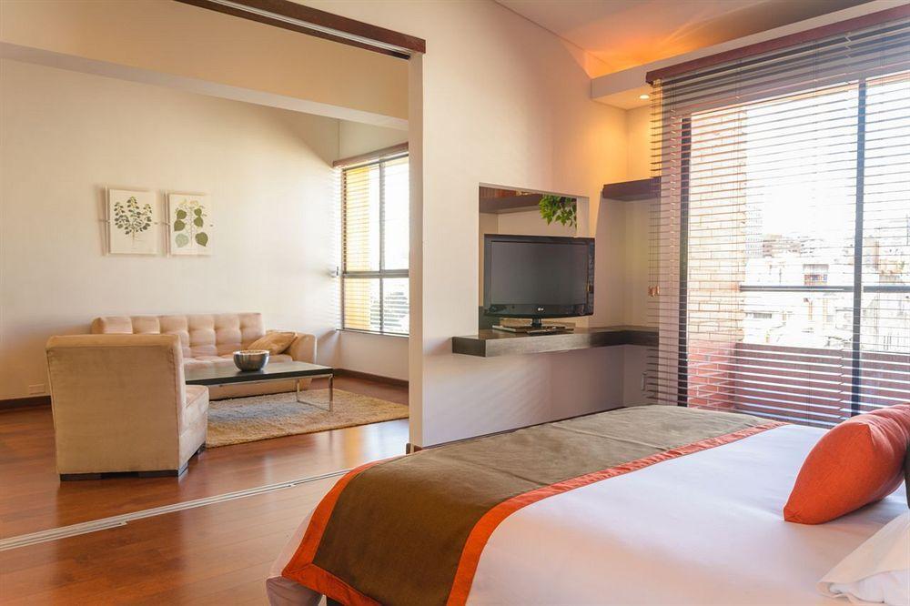 Nico Apartasuites