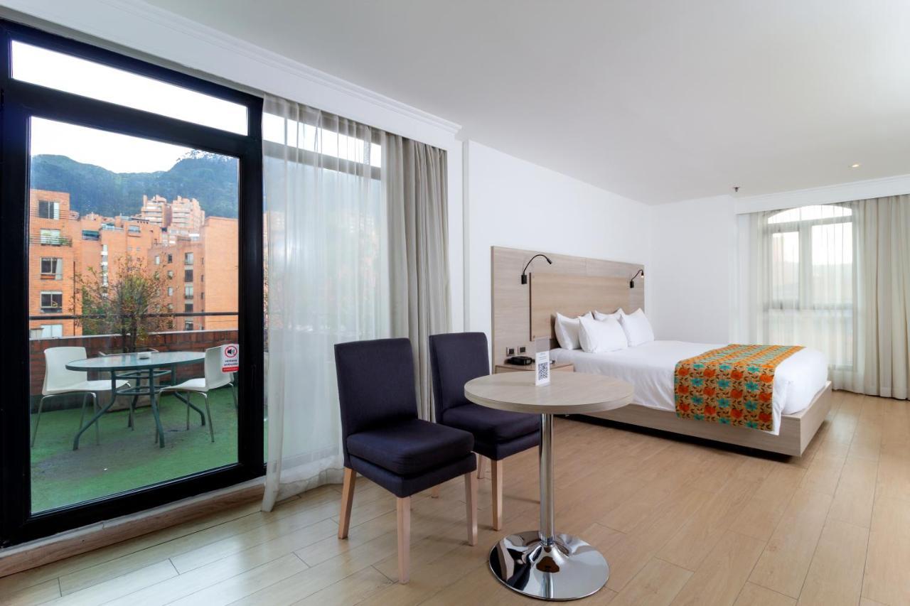Rosales Plaza 4*