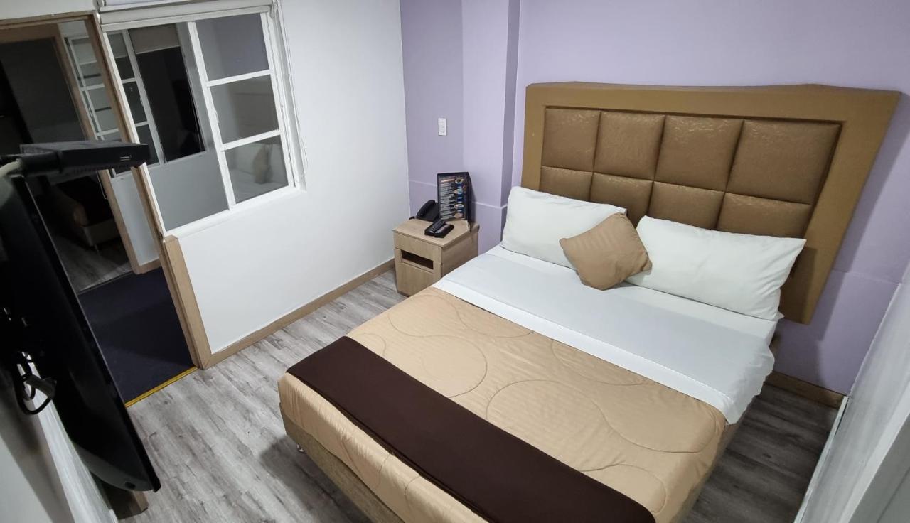 Hotel Blue House Corferias 3*