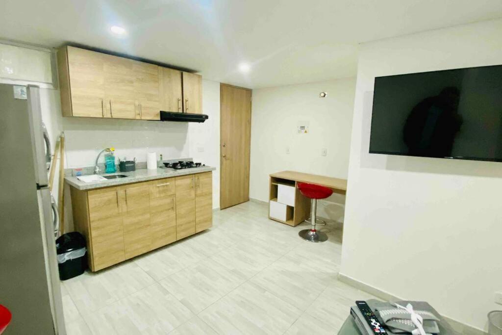 Comodo Apartaestudio Completo Al Norte De Apartamento Bogotá