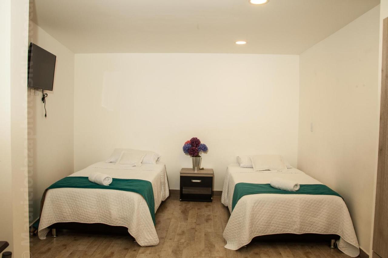 Apartasuites Toscana