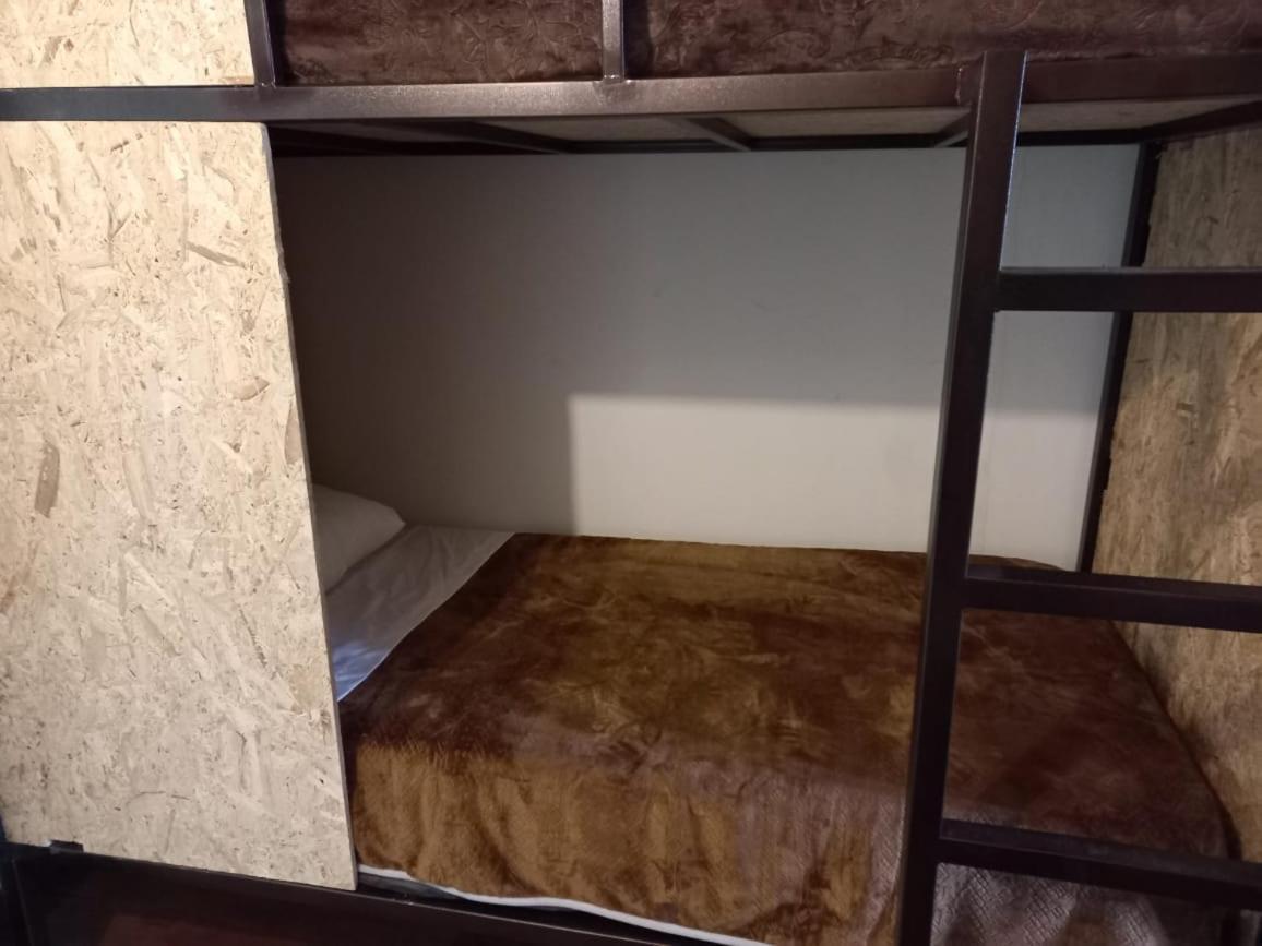 Hostel Mochileros Viajeros *