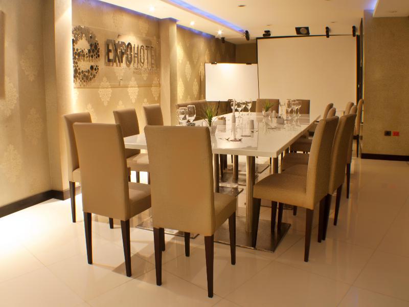 Expo Parque Bavaria Hotel