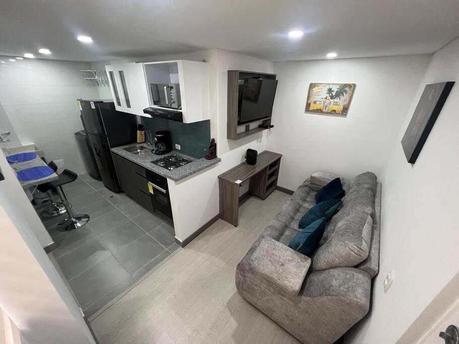 Aparta Estudio Con Ascensor 403 Apartamento *