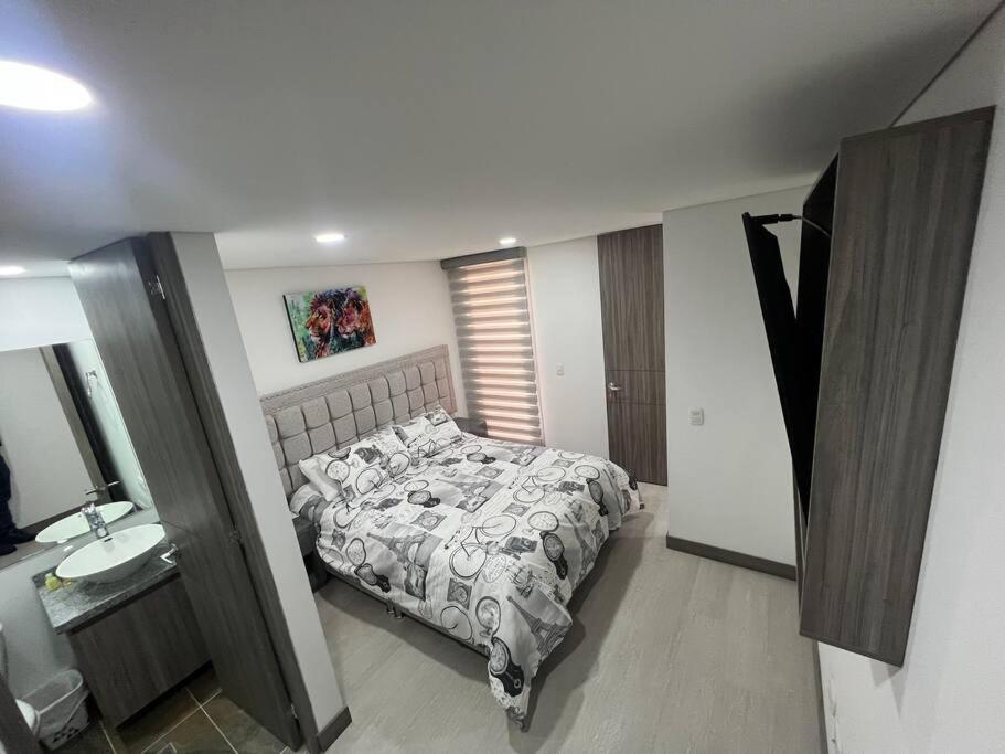 Apartamento Edificio De Con Ascensor. 601 Bogotá