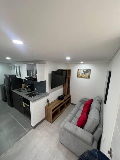 Apartamento Edificio Con Ascensor. 603 Bogotá