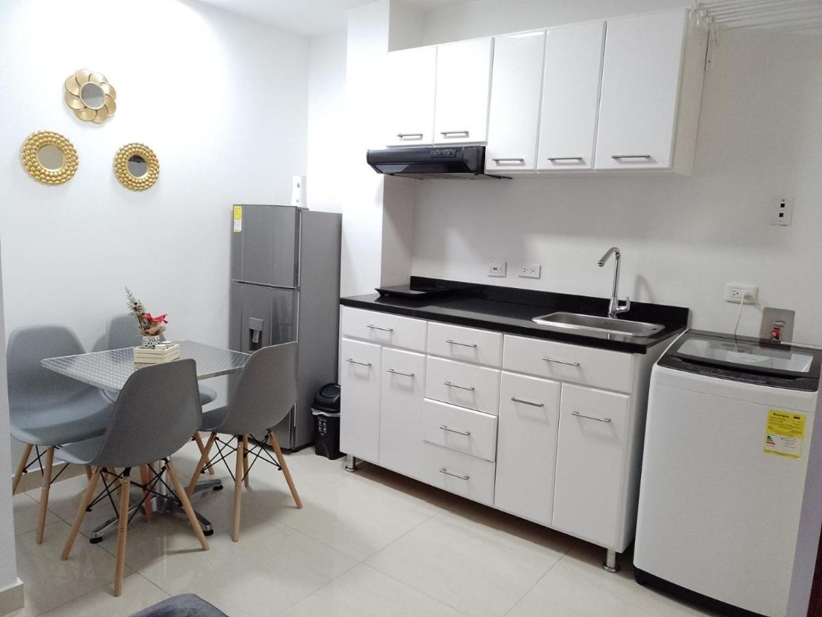 Apartasuites Aaa Modelia