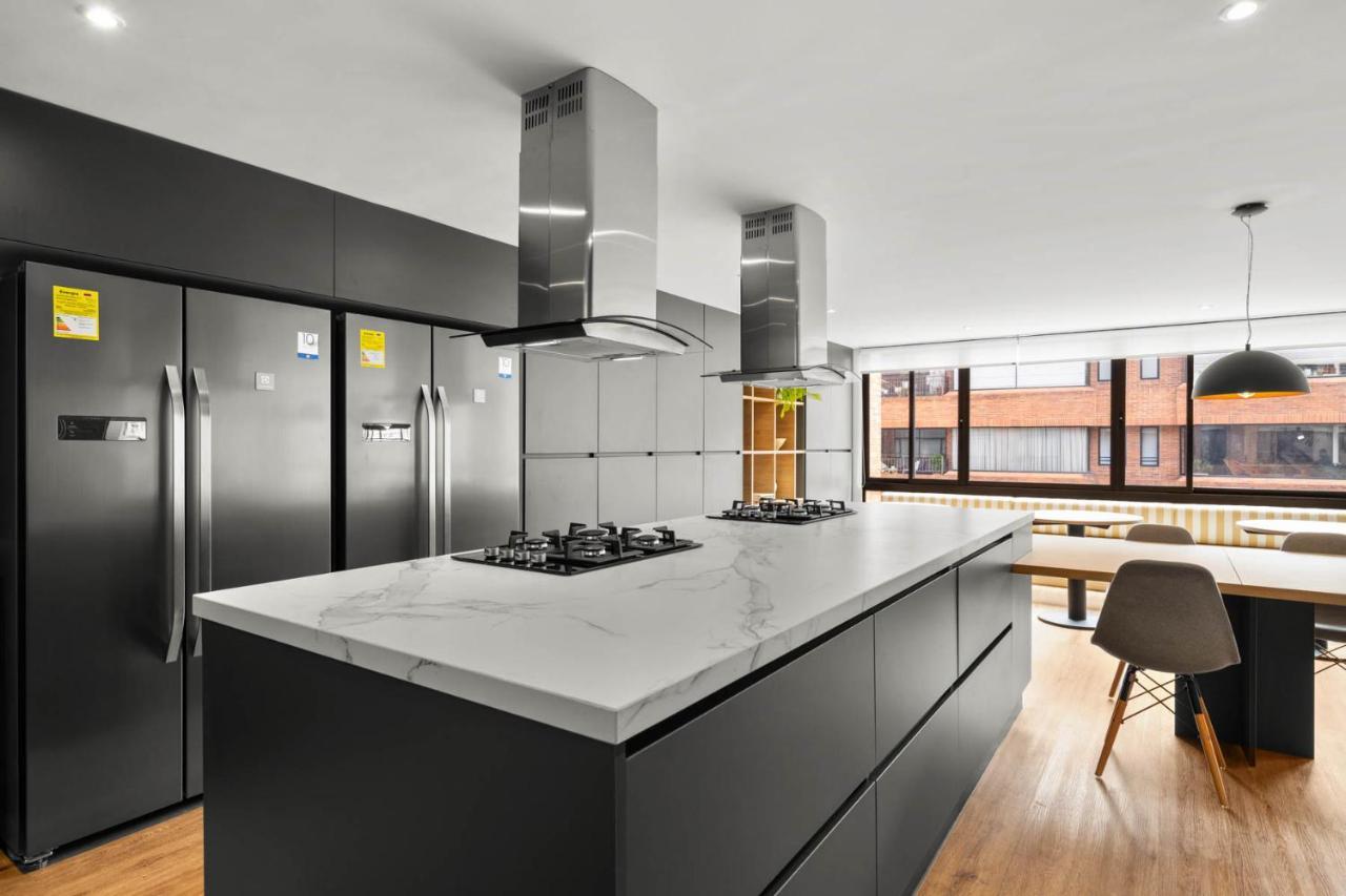 Pensión Build It In - Premium Coliving Bogotá