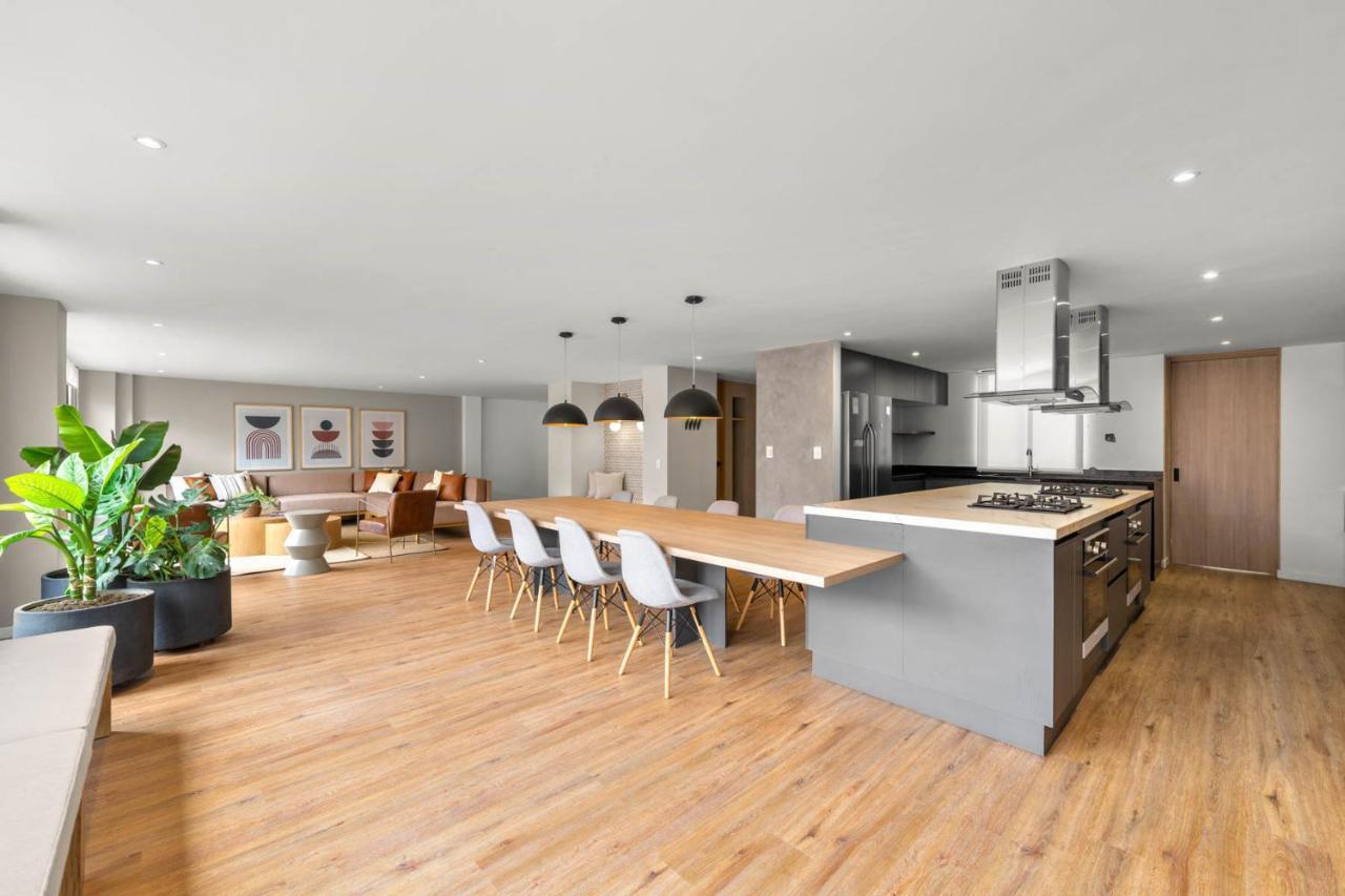 Build It In - Premium Coliving Pensión Bogotá