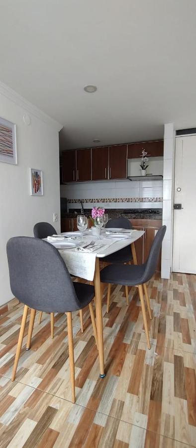 Hermoso En Conjunto Cerrado Cerca Al Aeropuerto Apartamento