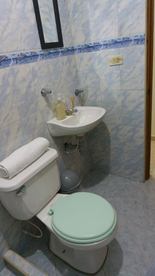 Cerca Al Aeropuerto Domina House Homestay Bogota