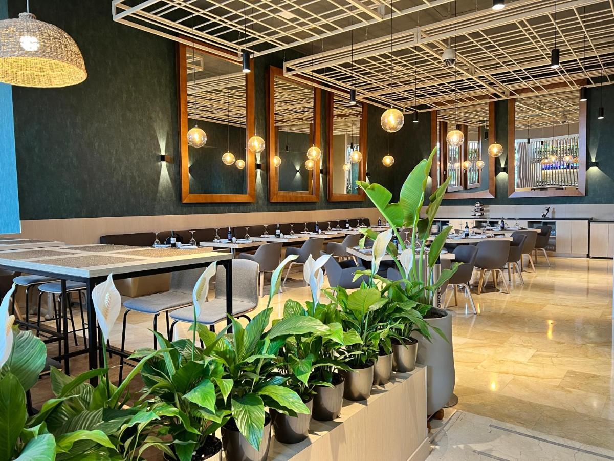 Airport By Ihg Hotel Bogotá