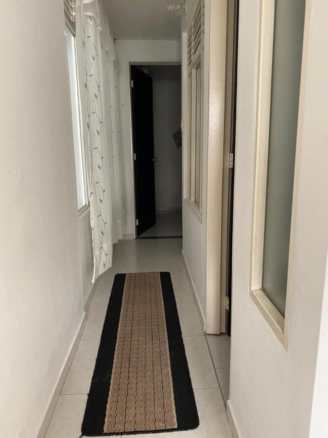 Acogedor Pequeno E Independiente Apartamento