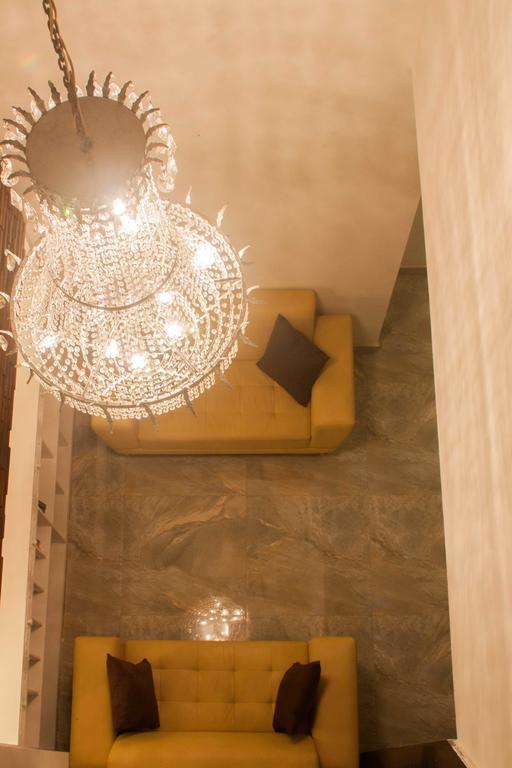 Chandelier 3*