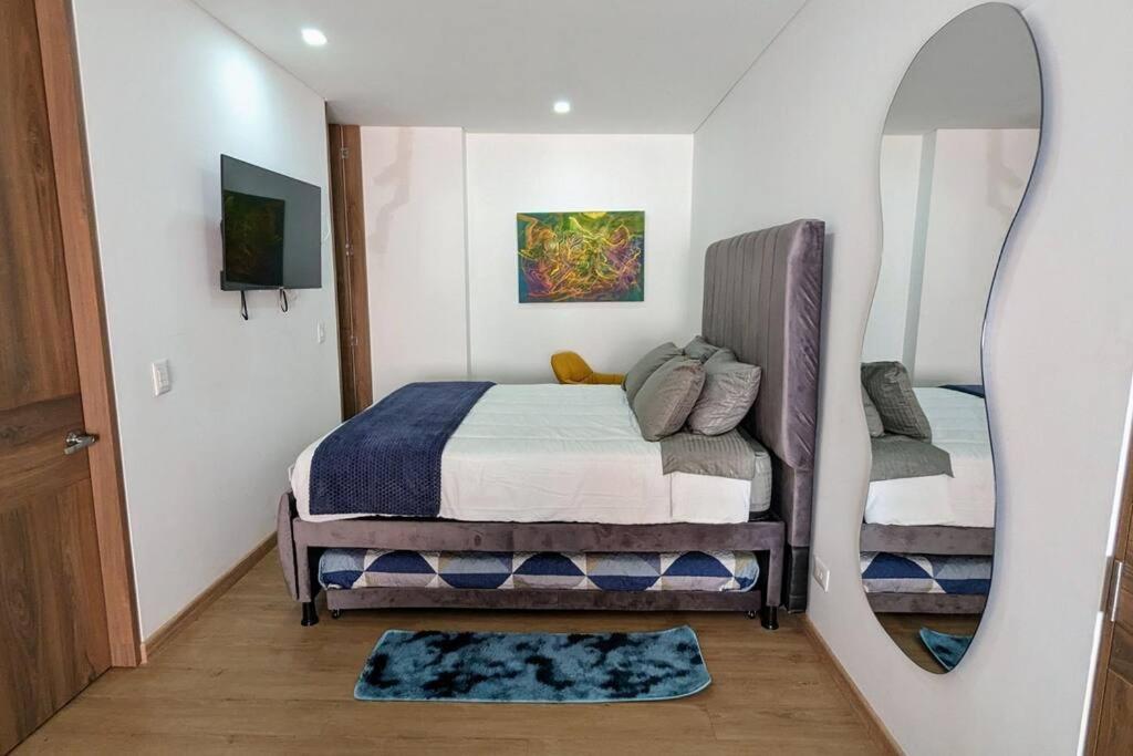 Hermoso Loft En Unicentro, Batan, Clinica Reina Sofia! Apartamento