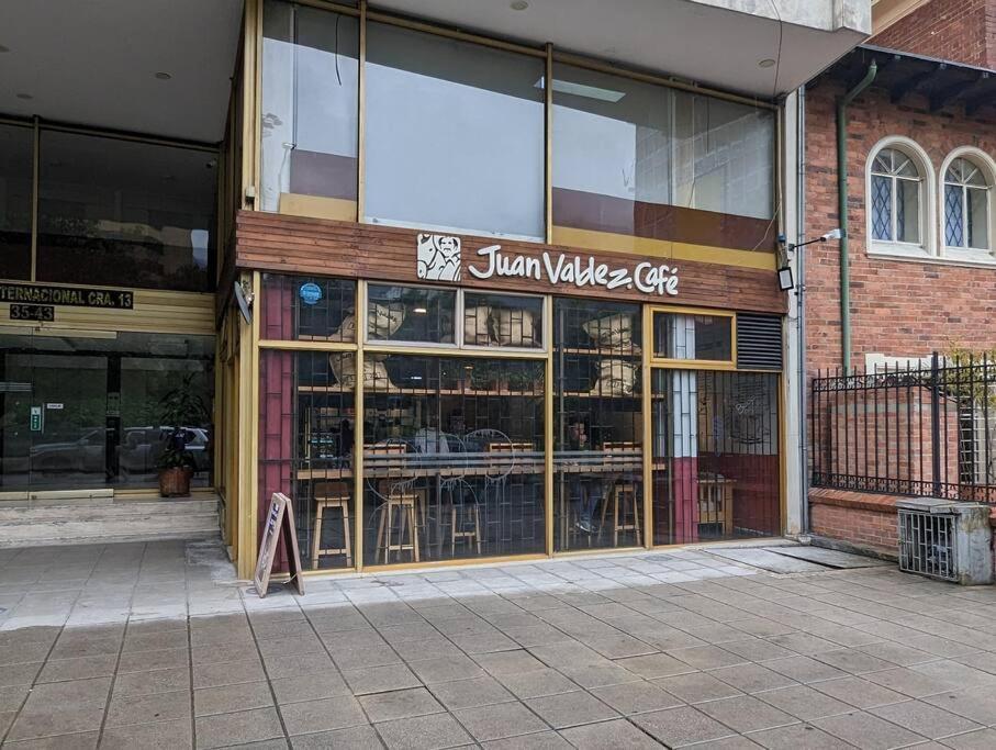 Loft En El Centro Turistico Internacional De Bogota! Apartamento