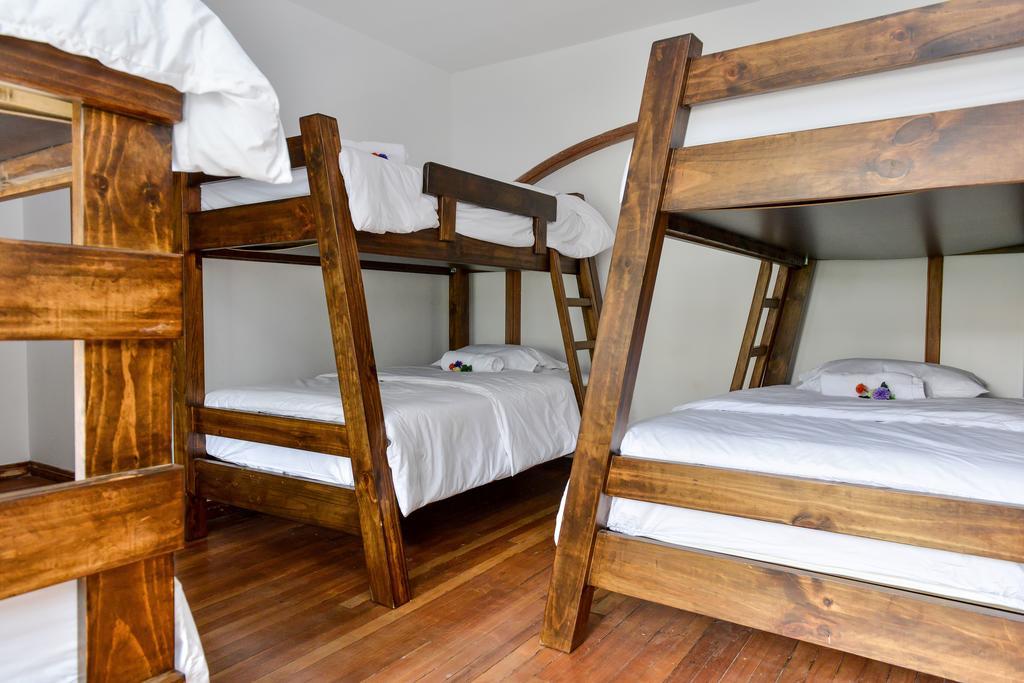 Mi Llave Hostels