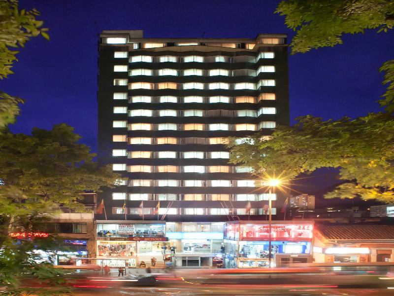 Dann Av. 19 Hotel