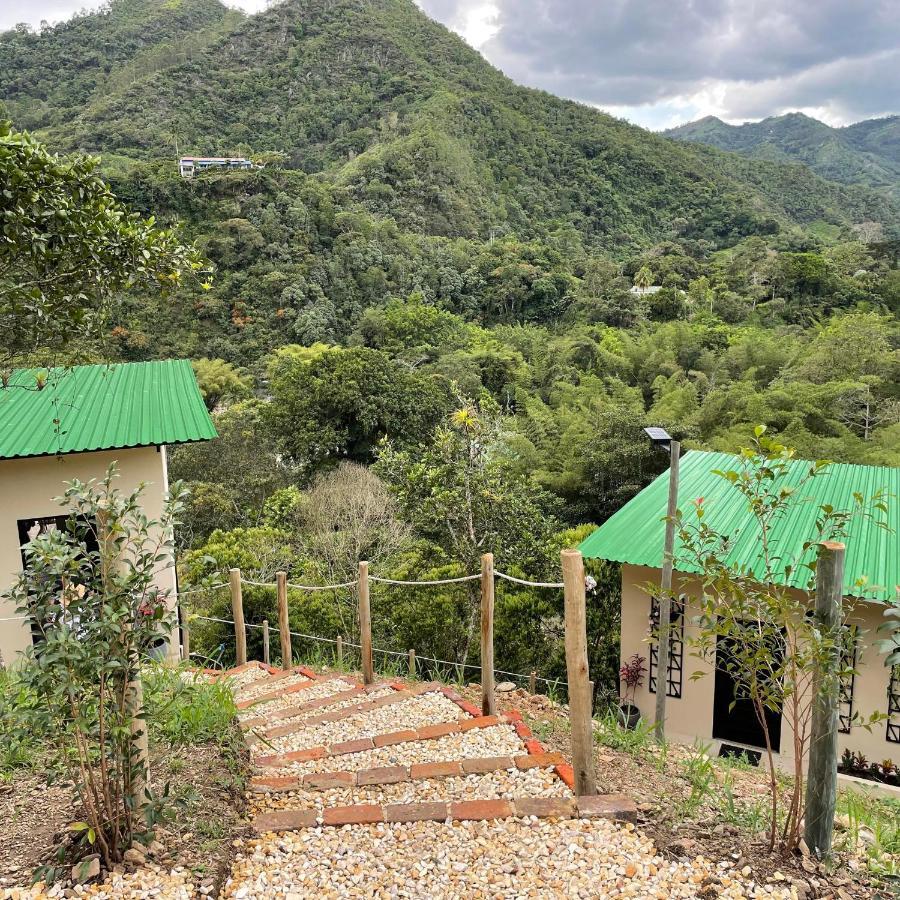 Amari Garzas Camping Bogotá