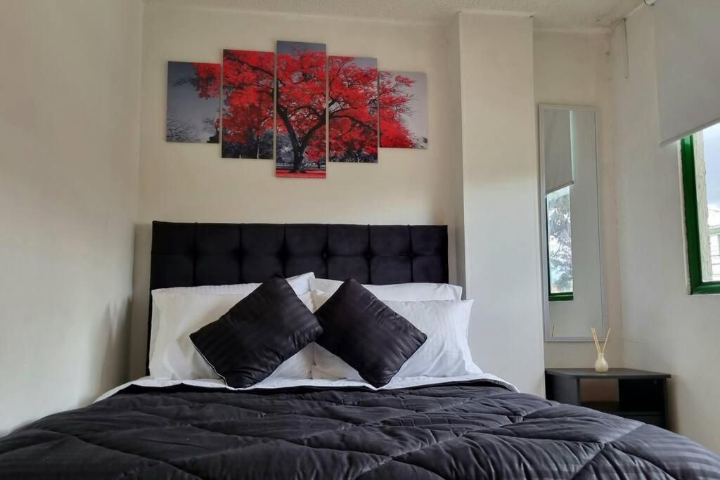 Luminoso Y Confortable Apt. A 6 Minutos Del Aeropuerto El Dorado. Apartamento