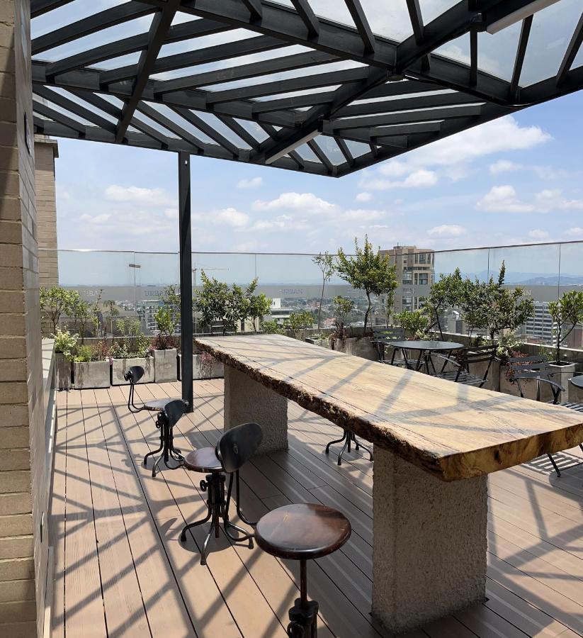 Penthouse Con Vista A Cerros. Apartamento *