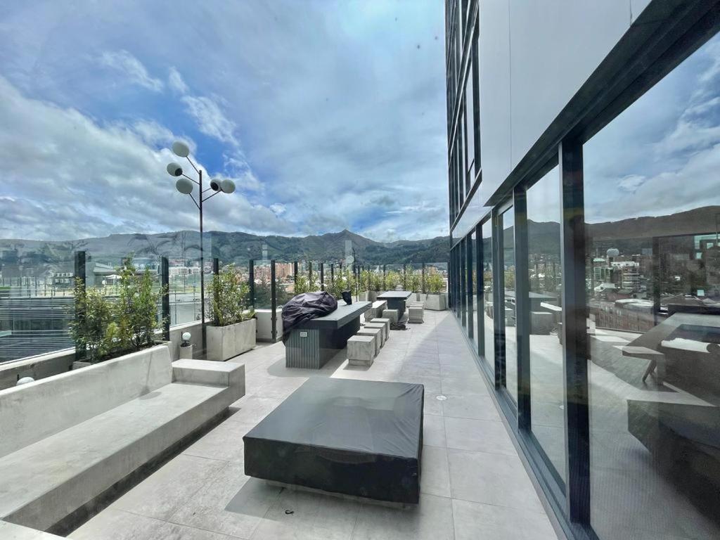Icon 100 Luxury Apartasuites Apartahotel
