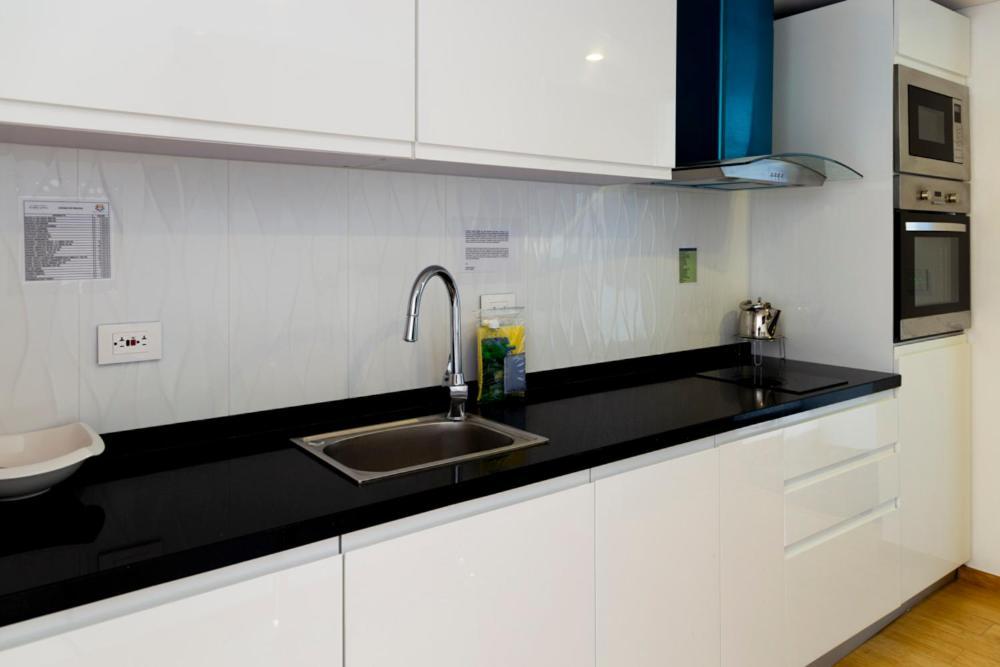 Apartasuite Edificio Monir * Bogotá
