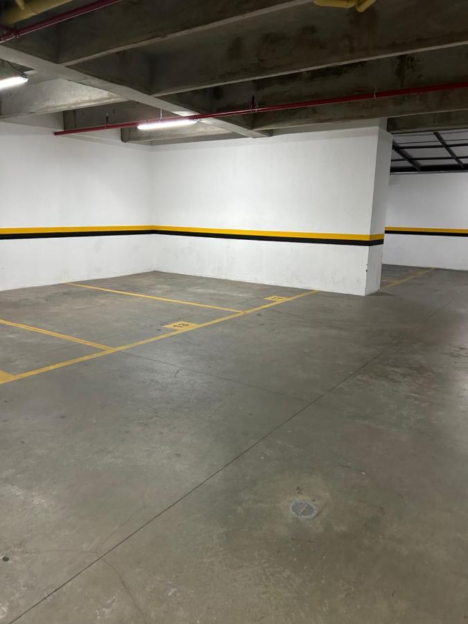 Aptoestudio Completamente Dotado! * Bogotá
