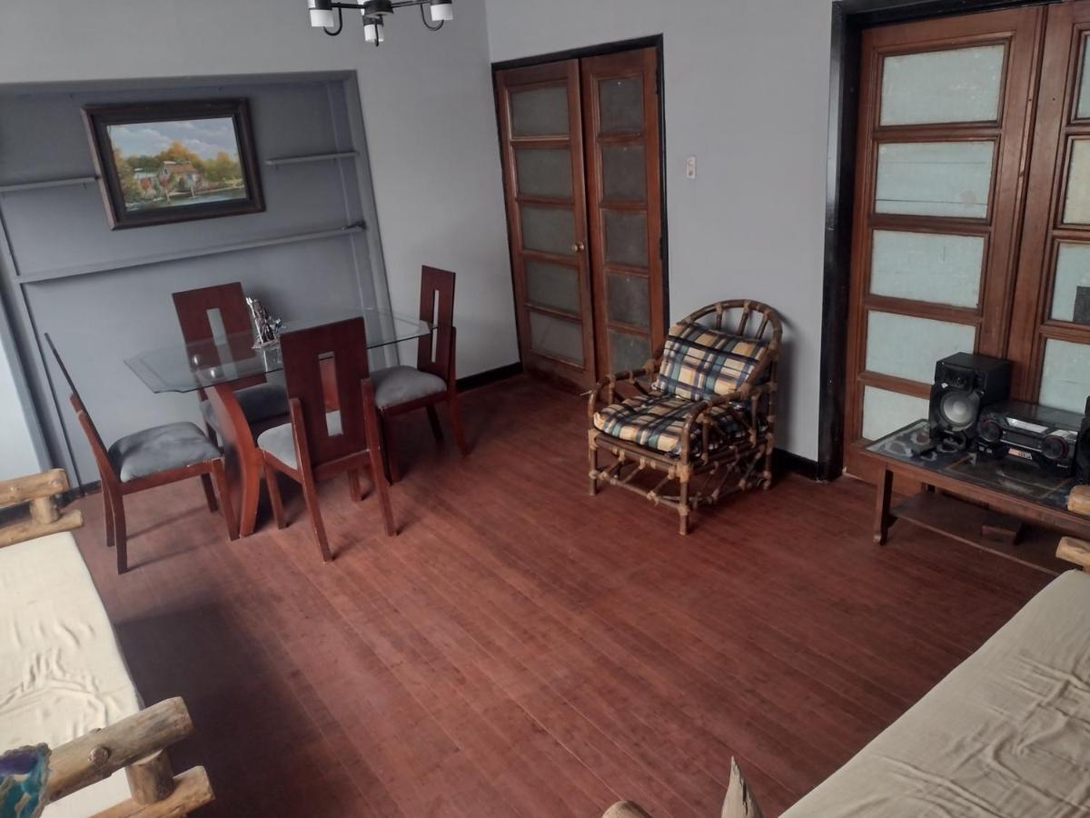 Hospedaje Casa Rojas Pensión *