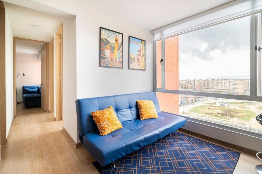 Perfecto Trabajo Remoto - Nuevo , Wifi, Lava-seca, Parking, Cerca Aeropuerto Y Embajada, Hermosa Vista *