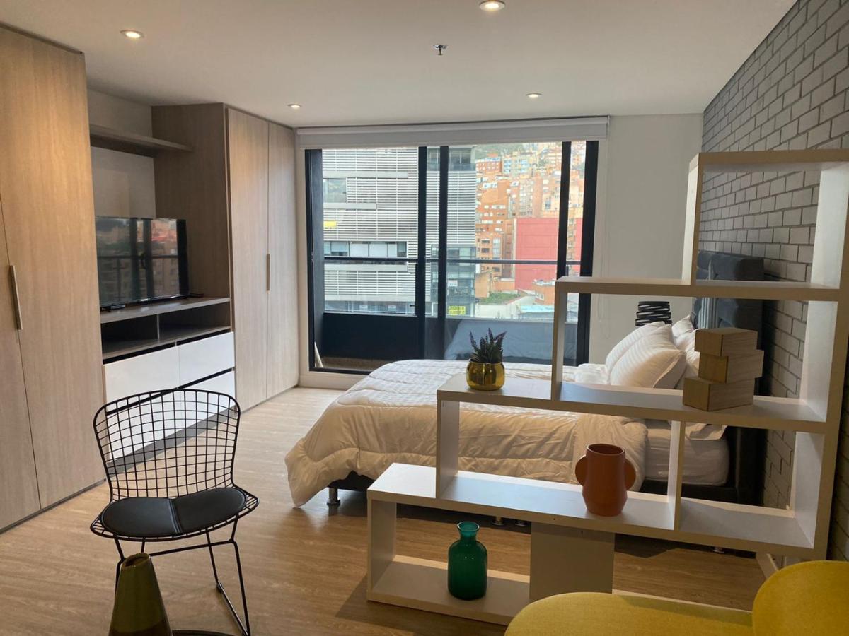 907 Academia Apartamento
