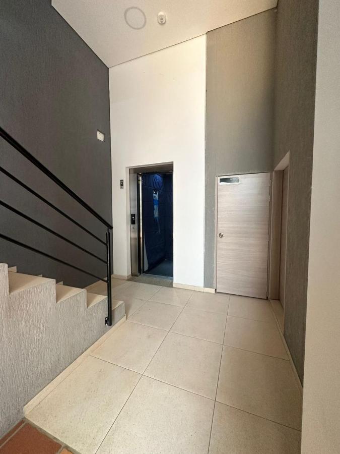 Nuevo Y Hermoso Aparta Estudio Con Excelente Ubicacion Sector Modelia