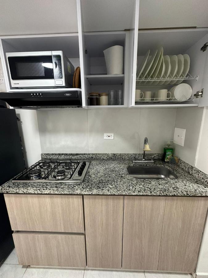 Nuevo Y Hermoso Aparta Estudio Con Excelente Ubicacion Sector Modelia Apartamento