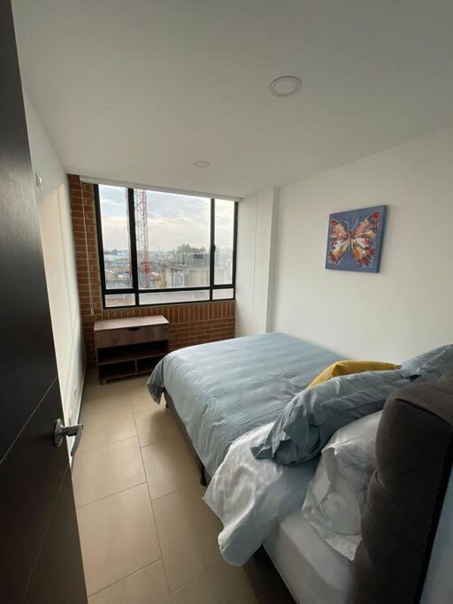 Apartamento Encantador #3 Cerca Al Aeropuerto Bogotá
