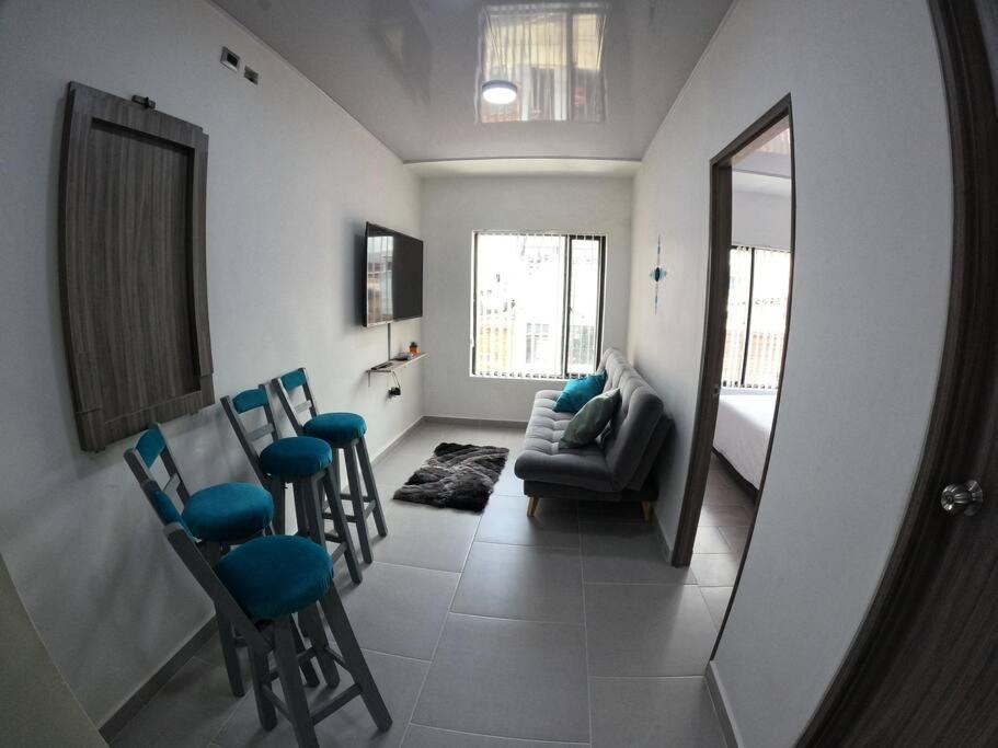 Apartamento 300 Dotado Cerca A Heroes Bogotá