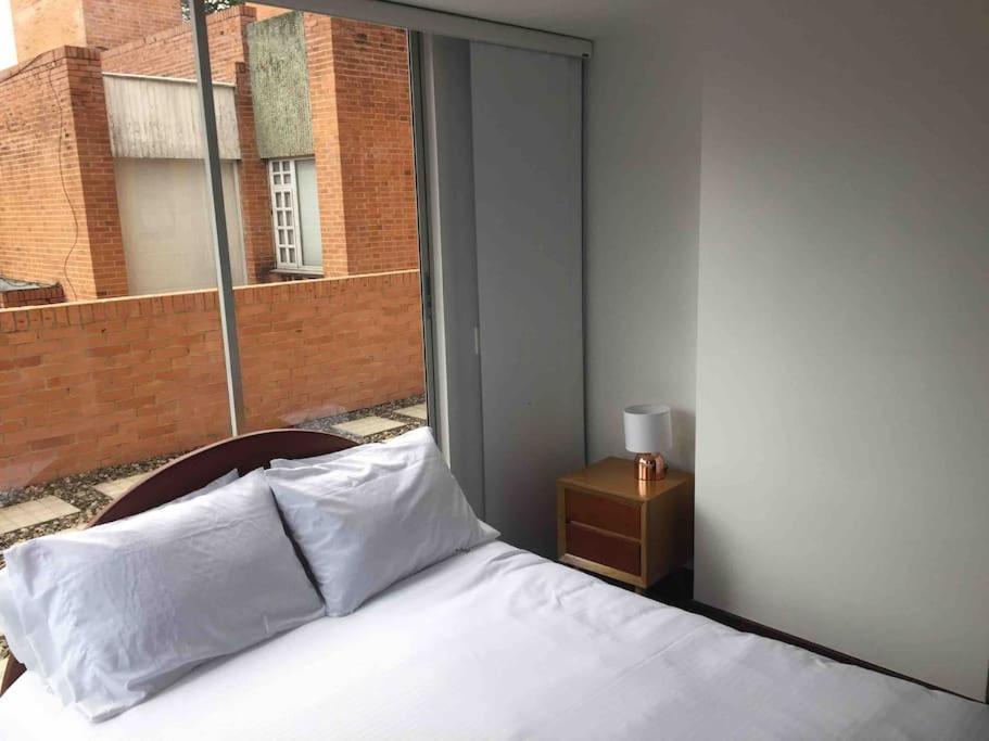 Con Terraza Privada- Clinica Reina Sofia Apartamento Bogotá