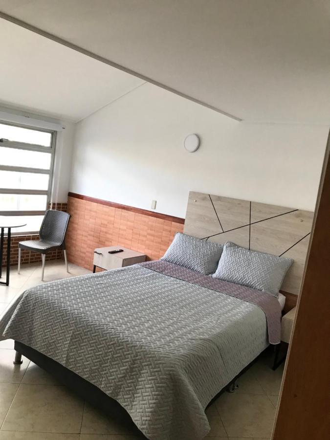 Habitación en casa particular Heroes Bogotá