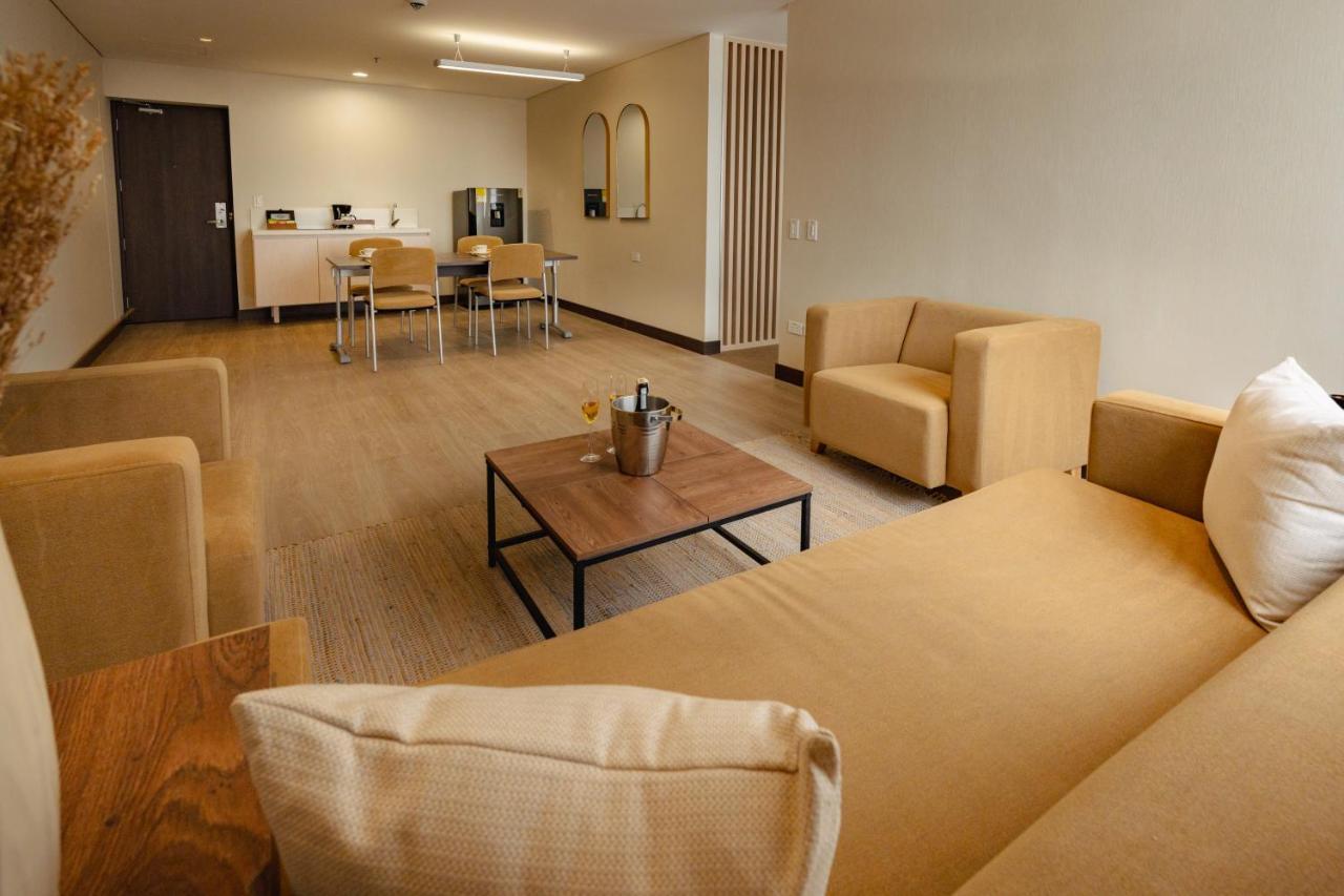 Shg Liv Zona G Hotel