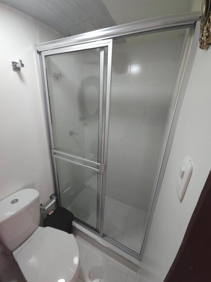 Pensión Coliving_habitacion Privada Pajaro Amarillo *
