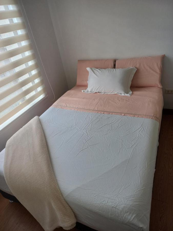 Habitación Con Baño Privado E Iluminada Descansar * Bogotá