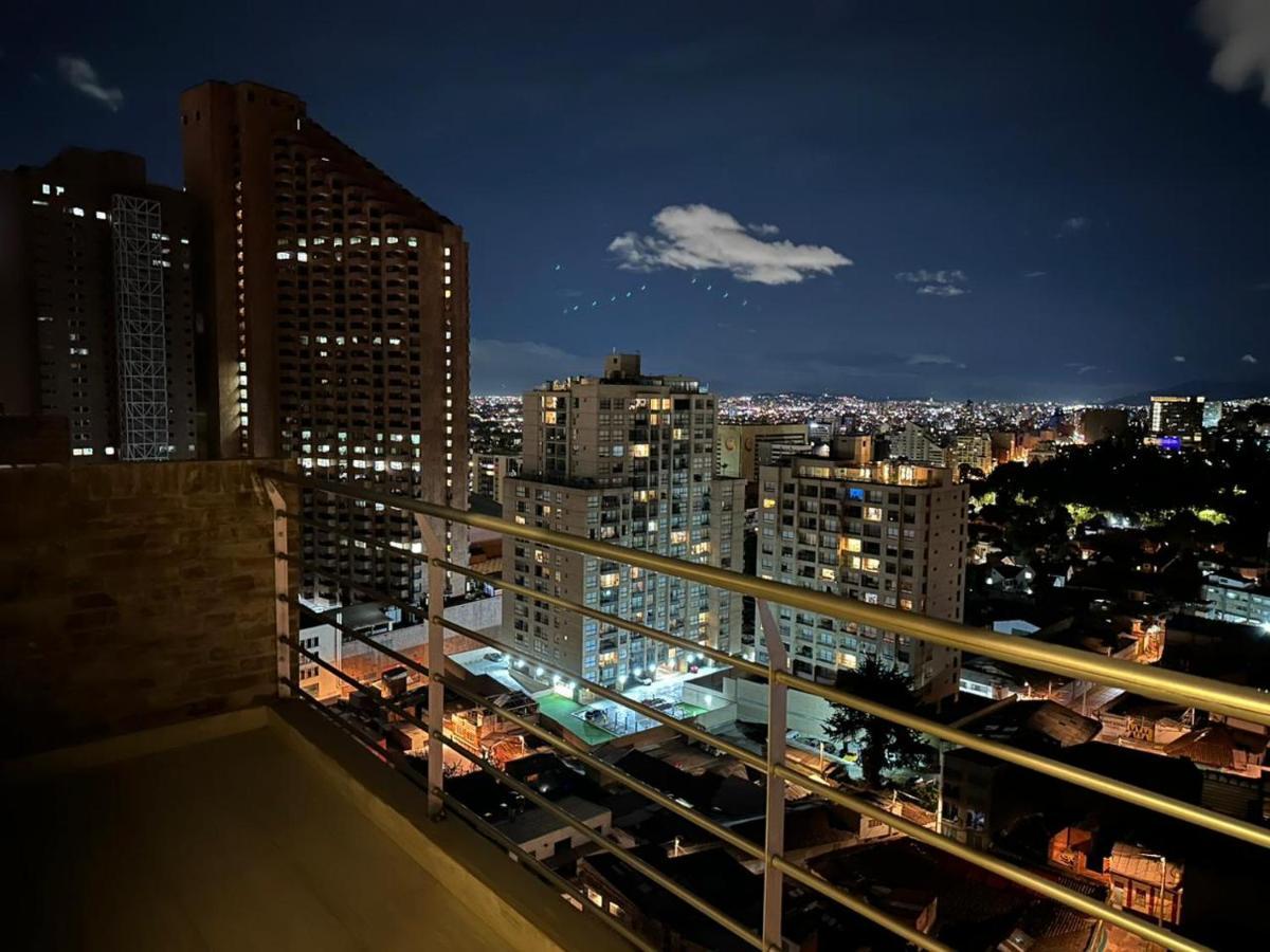 Centro Internacional - La Quinta Apartment