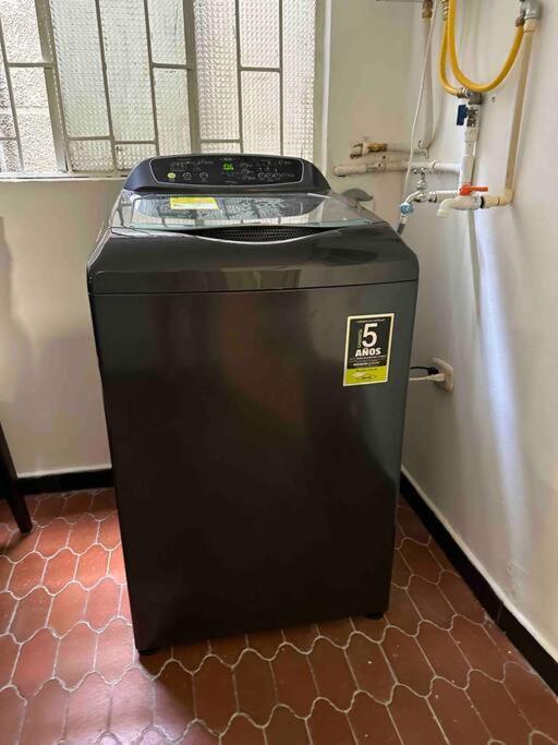 Apartamento Apto Cerca A Clinica Del Olaya, Candelaria Y Centro Ciudad *