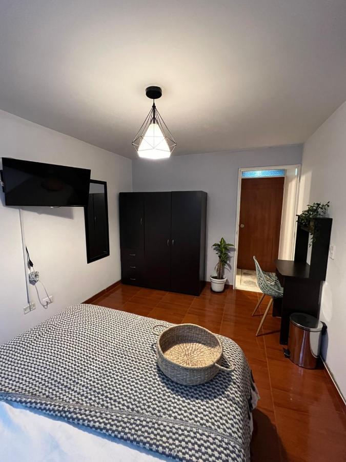 Habitación en casa particular Hermosa Aeropuerto Bogotá