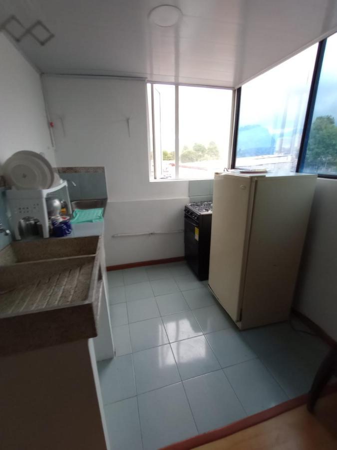Cerca Al Club Militar Embajada Americana, Corferias Apartamento *
