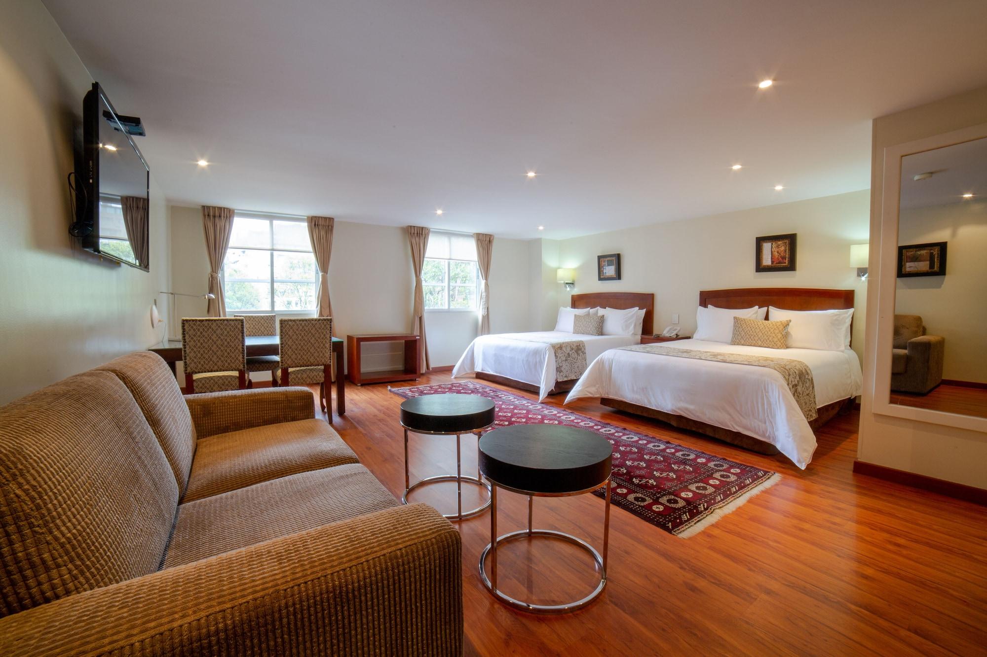 Hotel Portón 5*