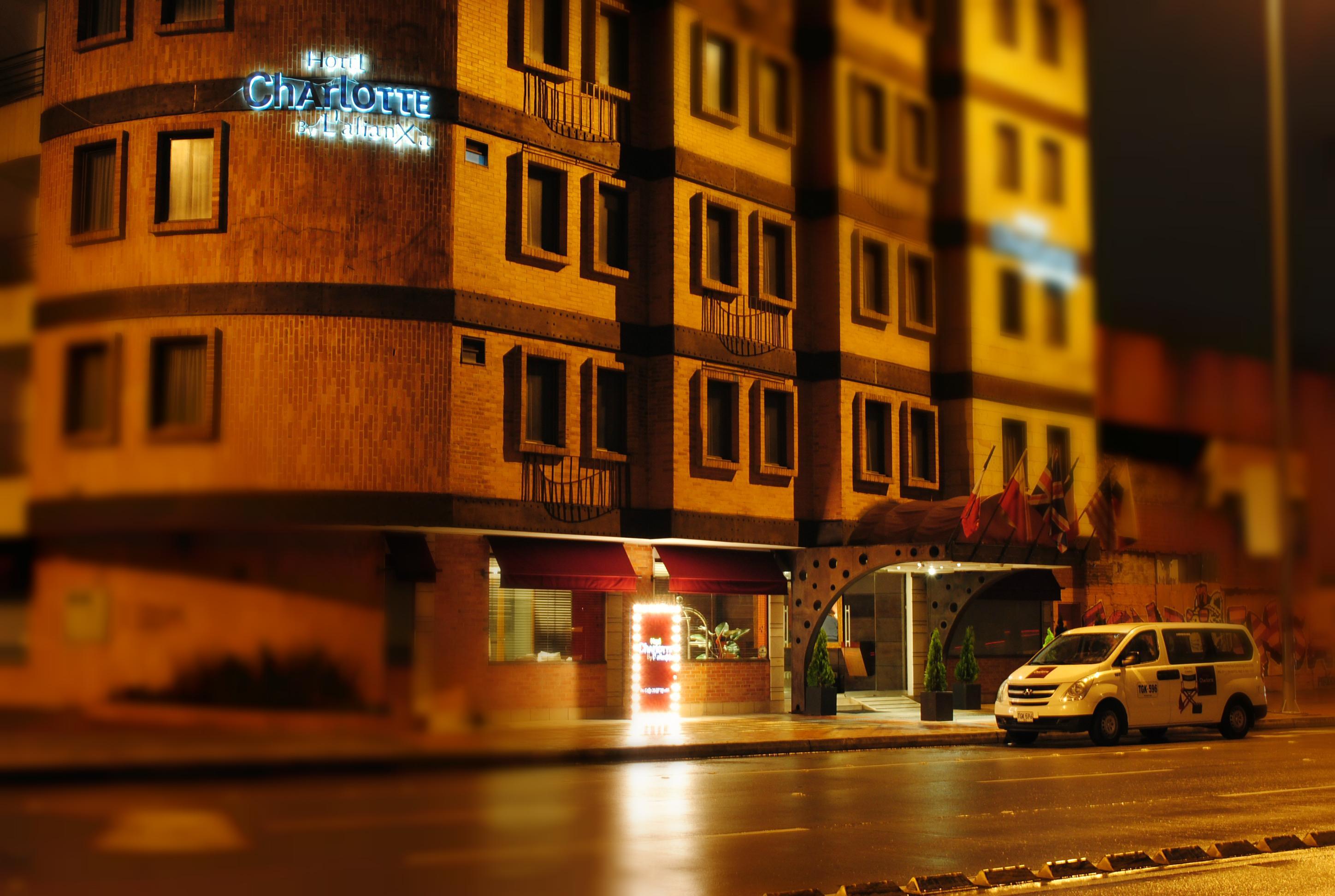 Charlotte Plaza 26 3*