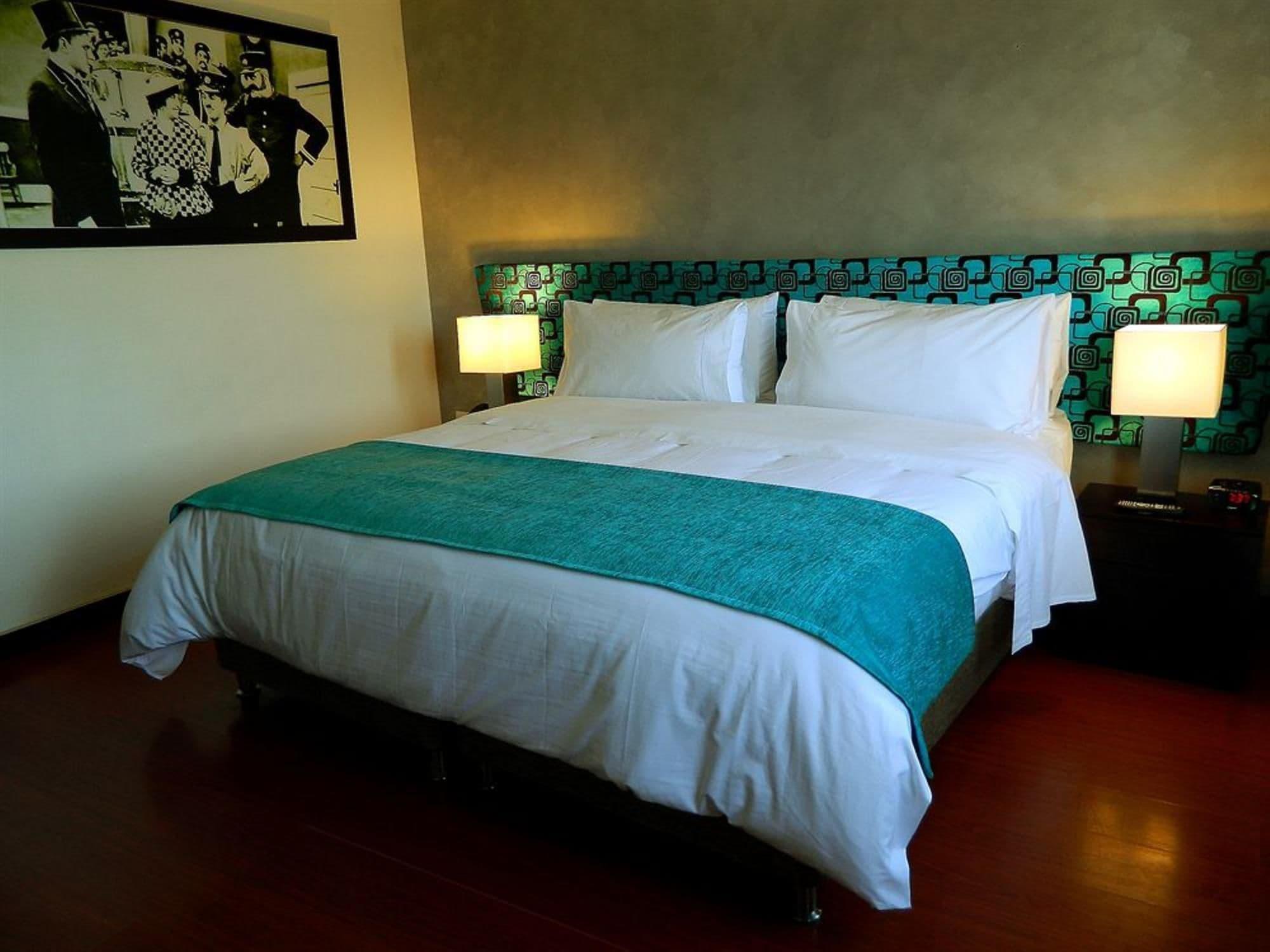 Charlotte Plaza 26
